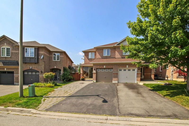 30 Country Drive Lane  Vaughan, L6A 3S6 | Image 1