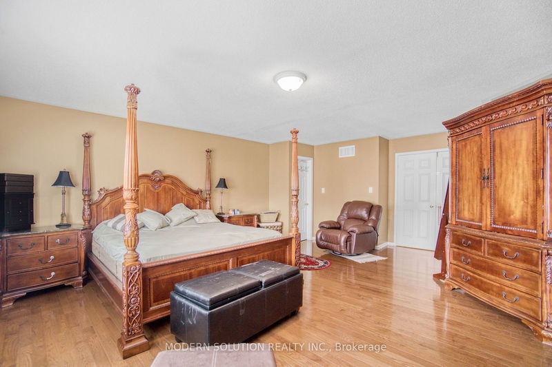 78 Laurier Ave W Richmond Hill, L4E 4P5 | Image 20