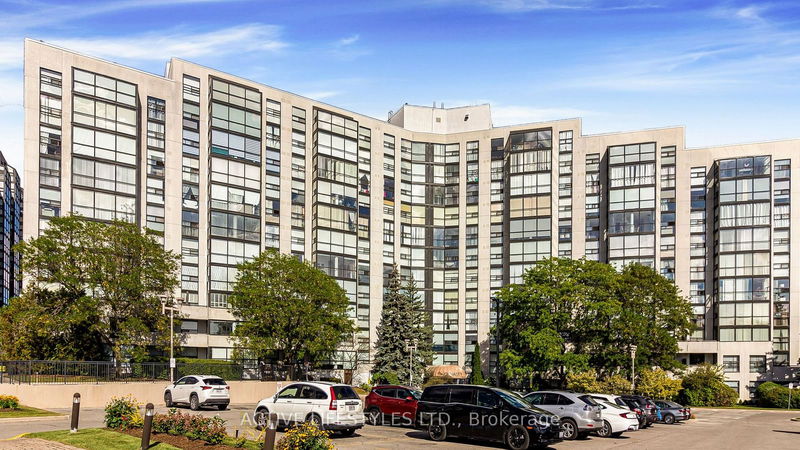  610 - 30 Harding Blvd  Richmond Hill, L4C 9M3 | Image 2