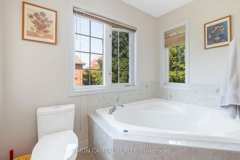 60 Nappa St  Richmond Hill, L4B 3T9 | Image 26