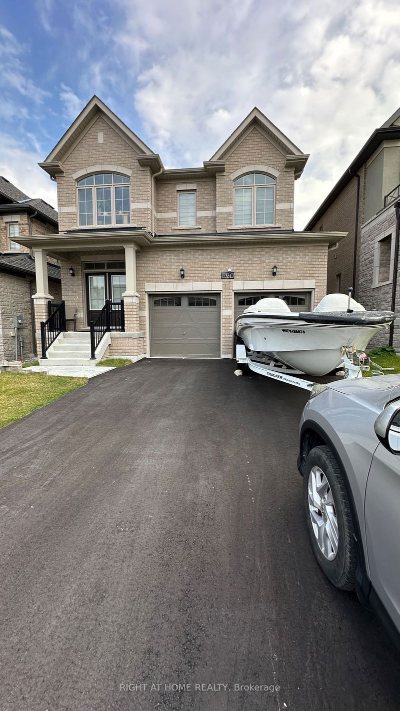 home for lease on 1351 BRODERICK Street