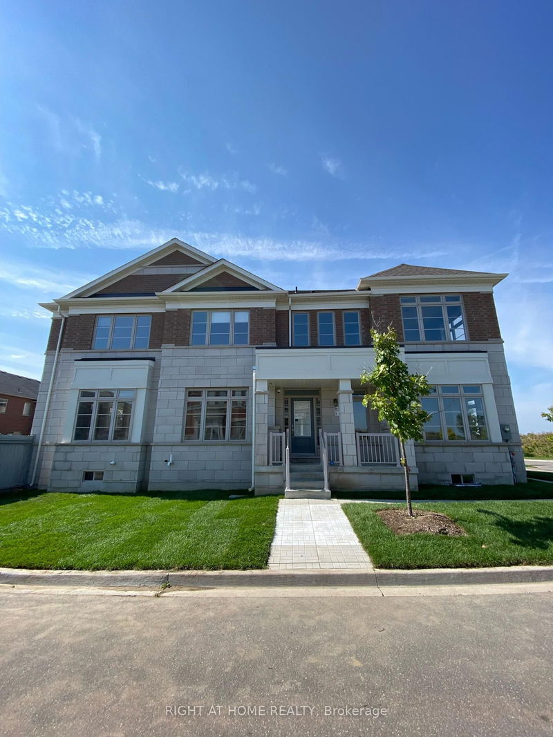 home for lease on 67 DECAST Crescent