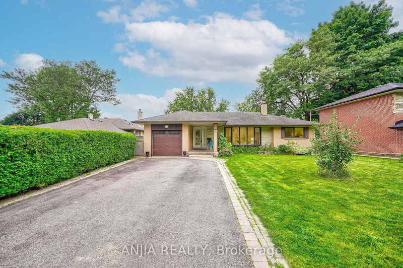 67 Lincoln Green Dr  Markham, L3P 1R6 | Image 1