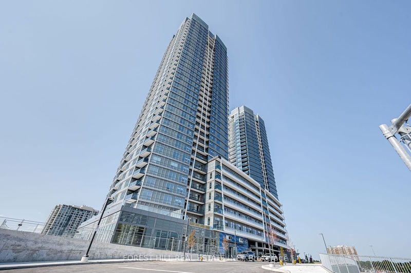 home for lease on B1101-50 Upper Mall Way