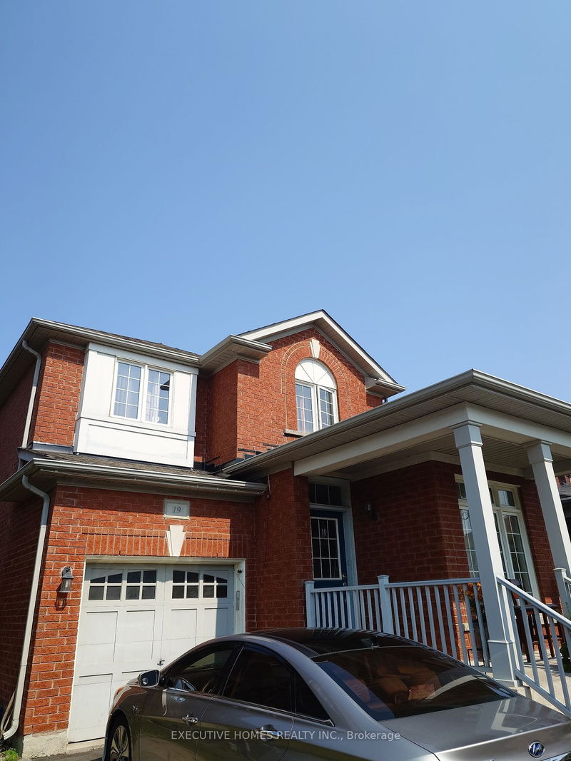 home for lease on 19 Darren Hill Trail