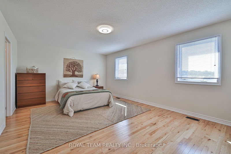 1246 Peelar Cres  Innisfil, L0L 1W0 | Image 15