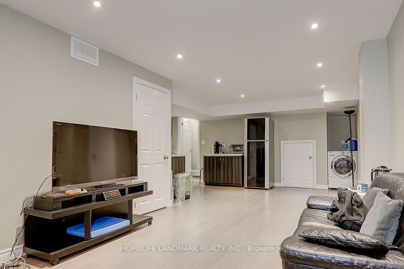 1 Donald Buttress Blvd W Markham, L6C 0J4 | Image 34