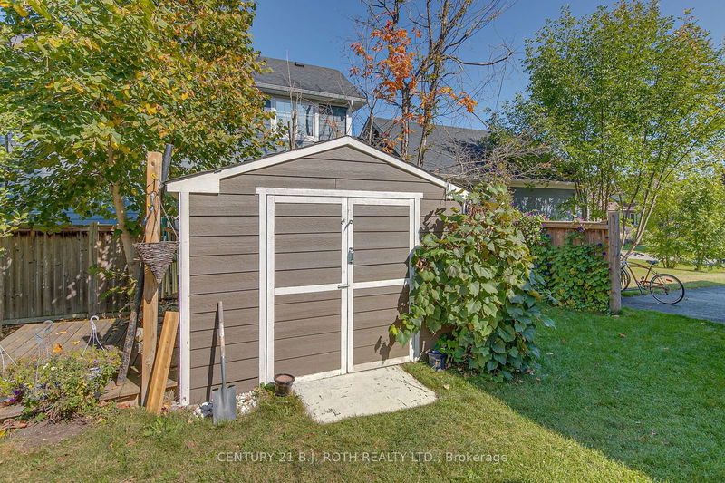 3684 Kimberley St  Innisfil, L9S 2L3 | Image 2