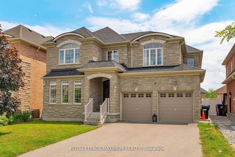 9 Copeland Cres  Innisfil, L0L 1L0 | Image 1