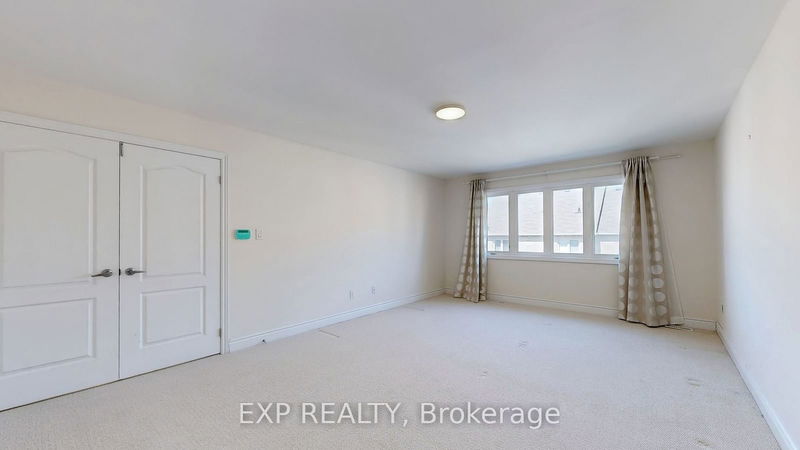 955 Ernest cousins Circ  Newmarket, L3X 0B7 | Image 13