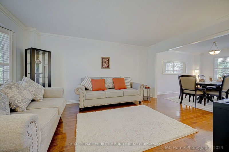 53 Marsh St  Richmond Hill, L4C 7R6 | Image 10