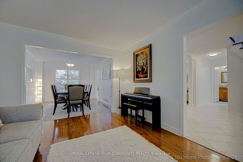 53 Marsh St  Richmond Hill, L4C 7R6 | Image 11