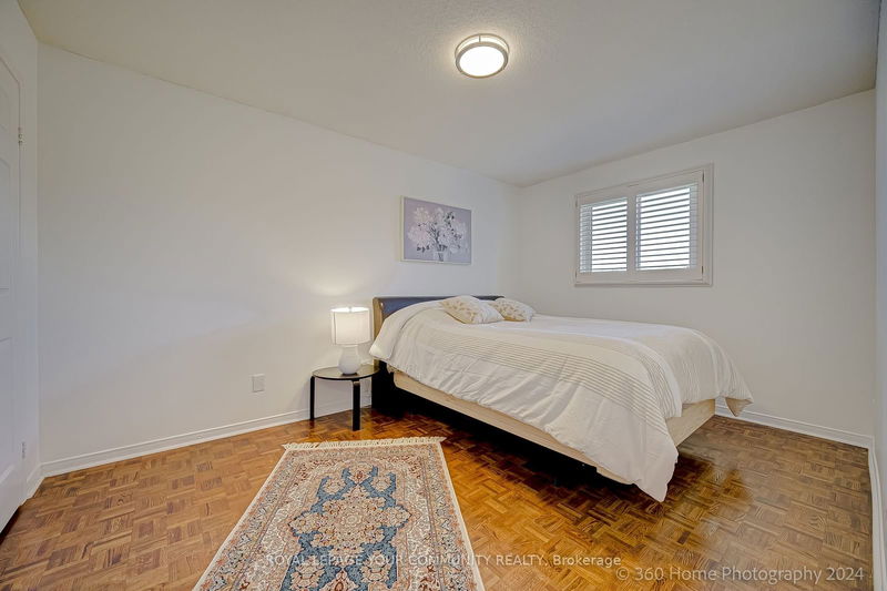 53 Marsh St  Richmond Hill, L4C 7R6 | Image 24