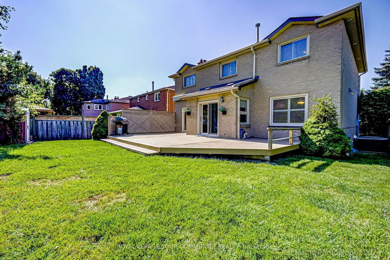 53 Marsh St  Richmond Hill, L4C 7R6 | Image 4