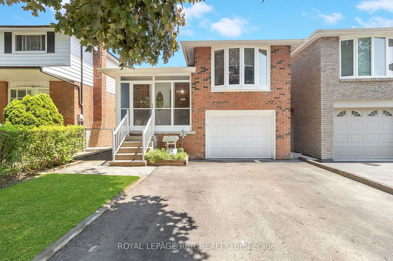 365 Parkwood Ave  Bradford West Gwillimbury, L3Z 2W9 | Image 1