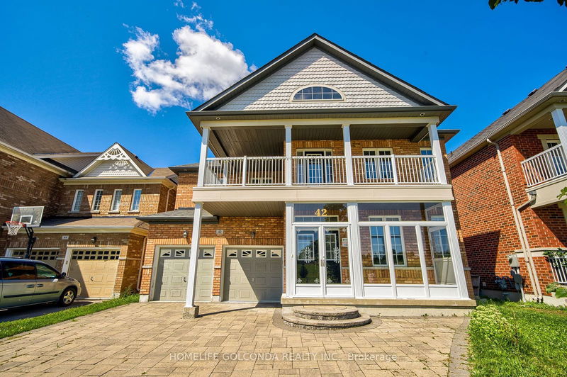 home for lease on 42 pagnello Crescent