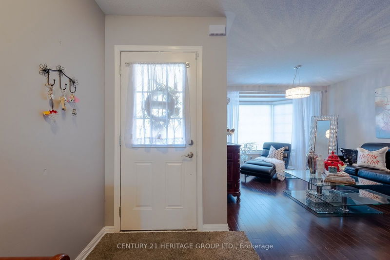 255 John W. Taylor Ave  New Tecumseth, L9R 0J5 | Image 3