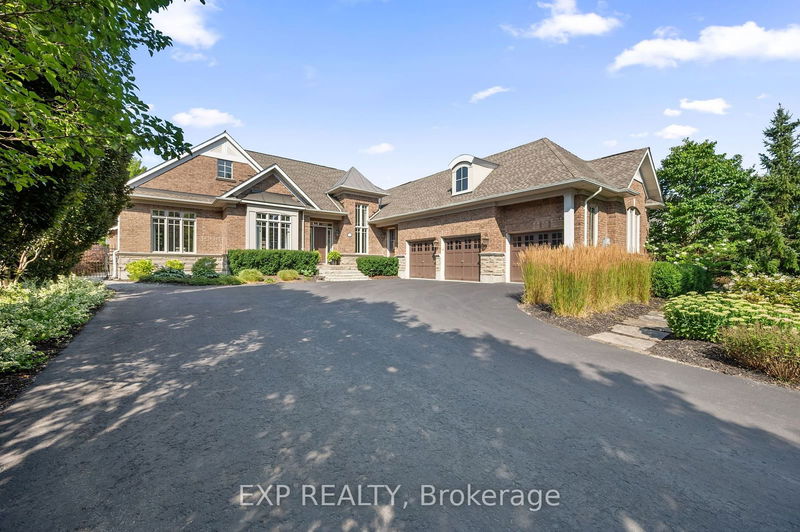 53 Country Club Cres  Uxbridge, L9P 0B8 | Image 2