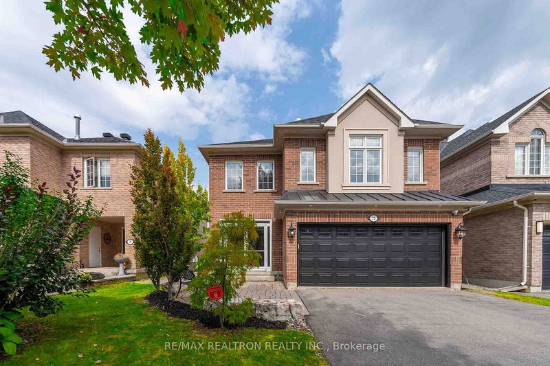 72 Laurier Ave  Richmond Hill, L4E 4P5 | Image 1