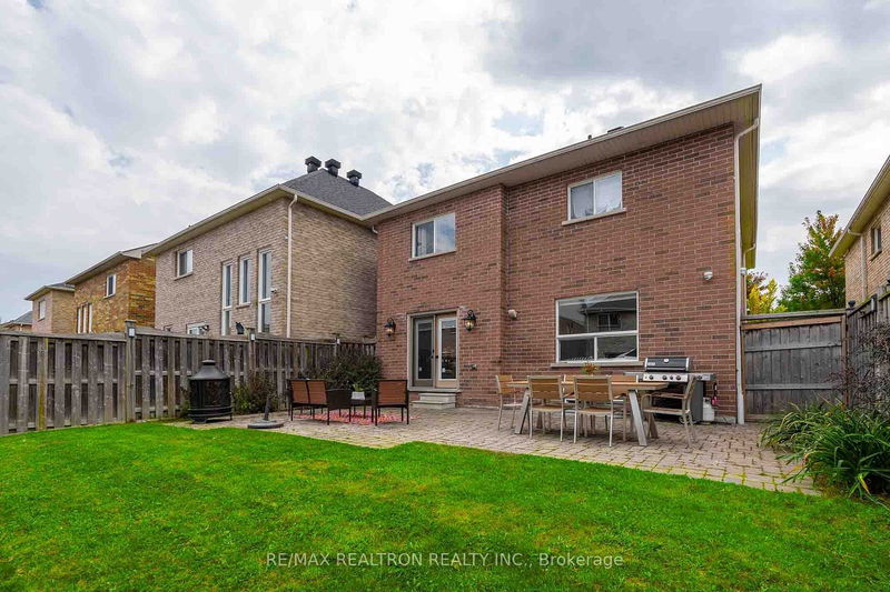 72 Laurier Ave  Richmond Hill, L4E 4P5 | Image 34