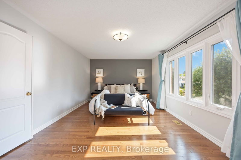 3 Hoodview Crt  Markham, L3R 0A6 | Image 25