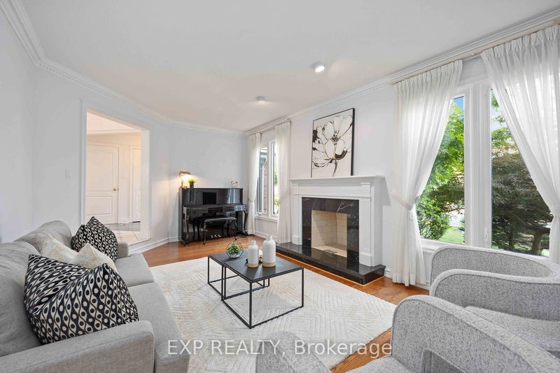 3 Hoodview Crt  Markham, L3R 0A6 | Image 7