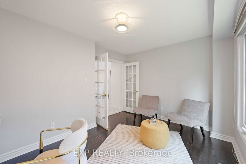 3 Hoodview Crt  Markham, L3R 0A6 | Image 9