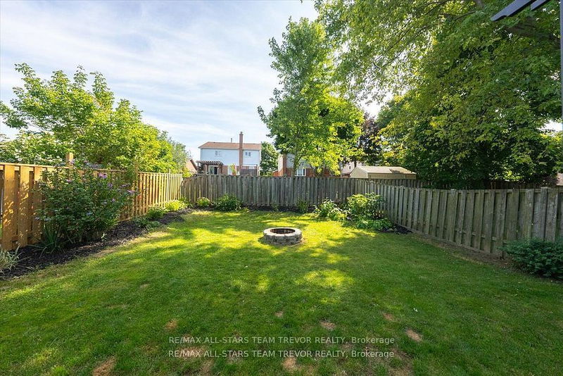 49 Annamaria Dr  Georgina, L4P 3H5 | Image 35