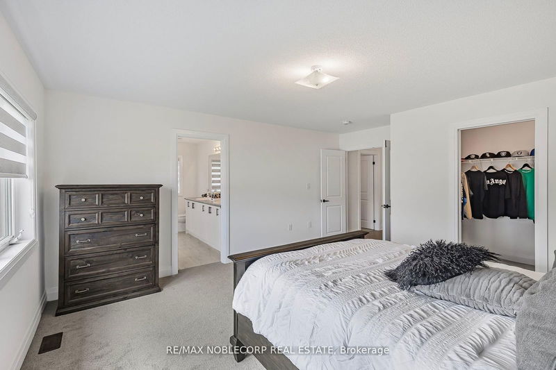 1533 Harker St  Innisfil, L9S 4R7 | Image 24