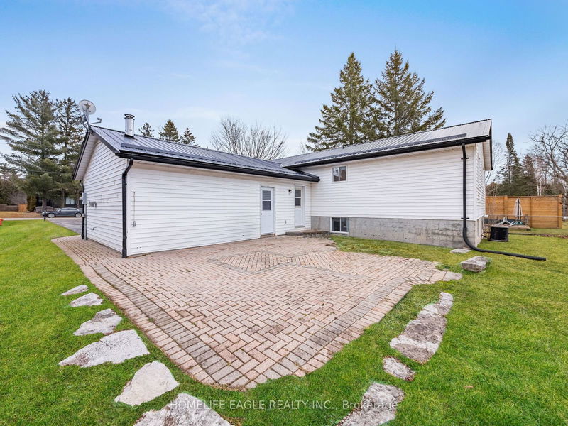 2200 Richard St  Innisfil, L9S 2C5 | Image 23