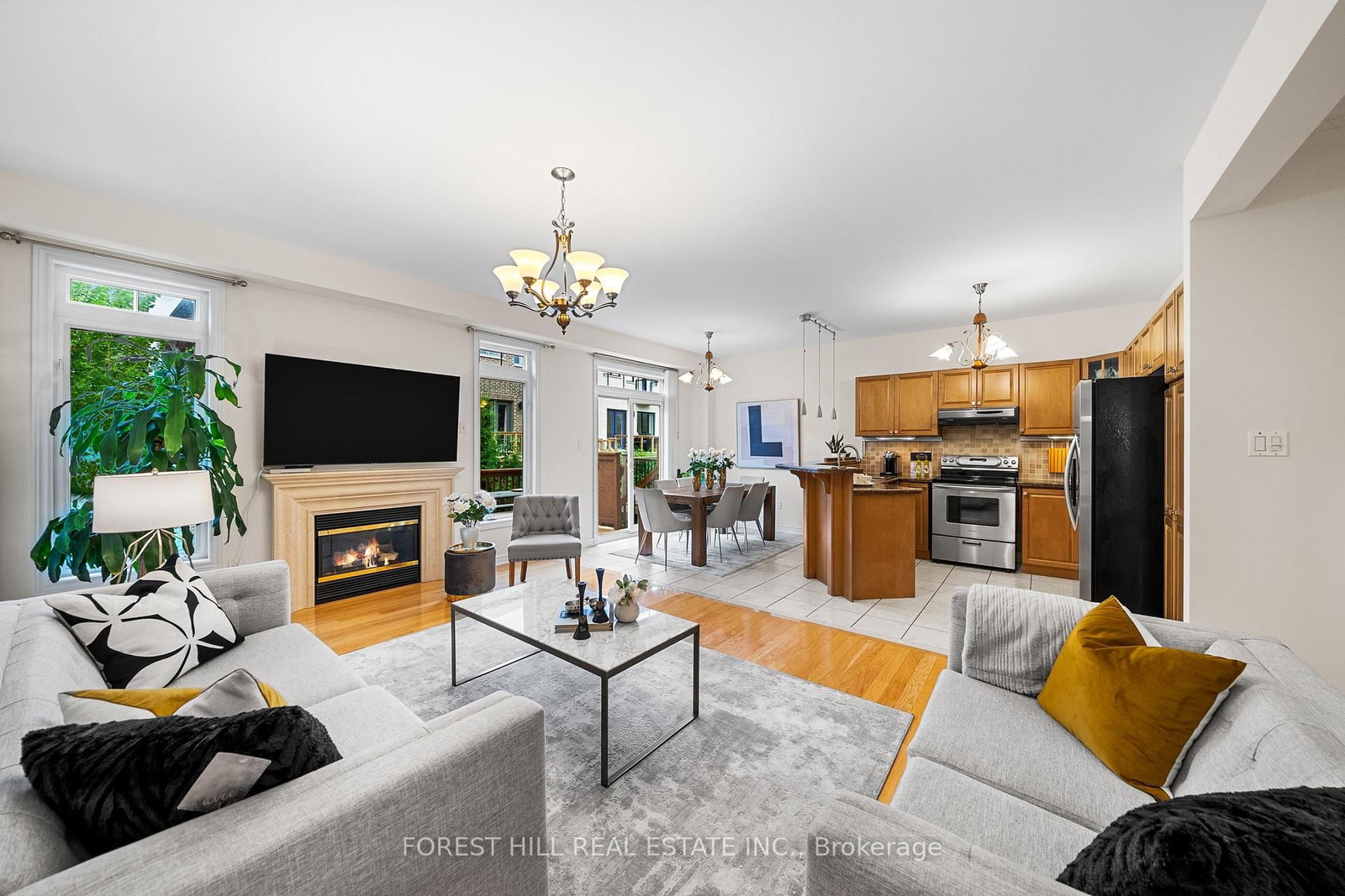Listing Image 9