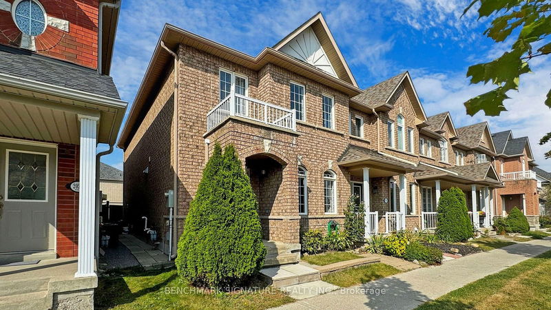 2030 Bur Oak Ave  Markham, L6E 1X6 | Image 2