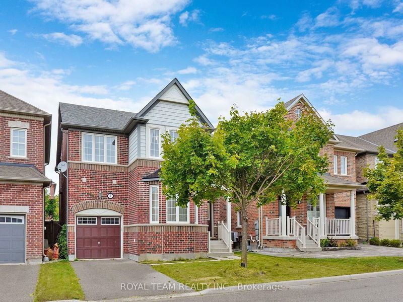 4 Church View Ave  Markham, L6C 0L6 | Image 1