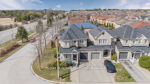 54 Walkview Cres  Richmond Hill, L4E 4H6 | Image 35