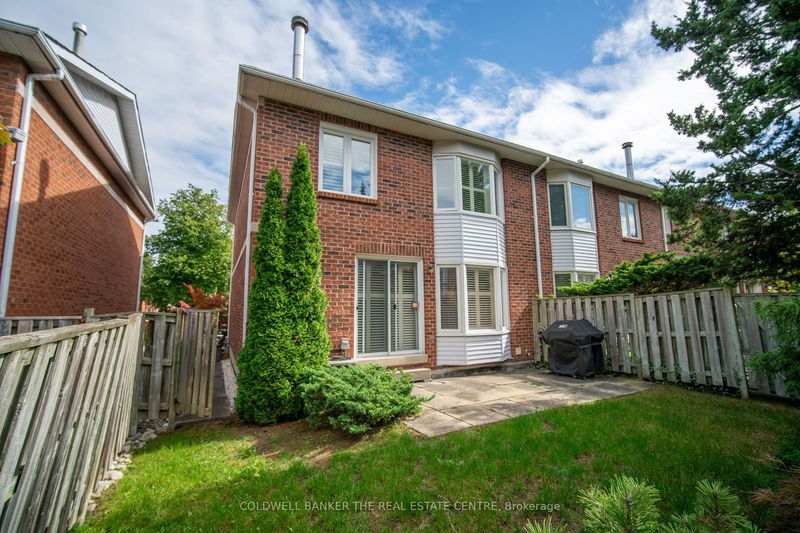 59 Brownstone Circ  Vaughan, L4J 7P8 | Image 5