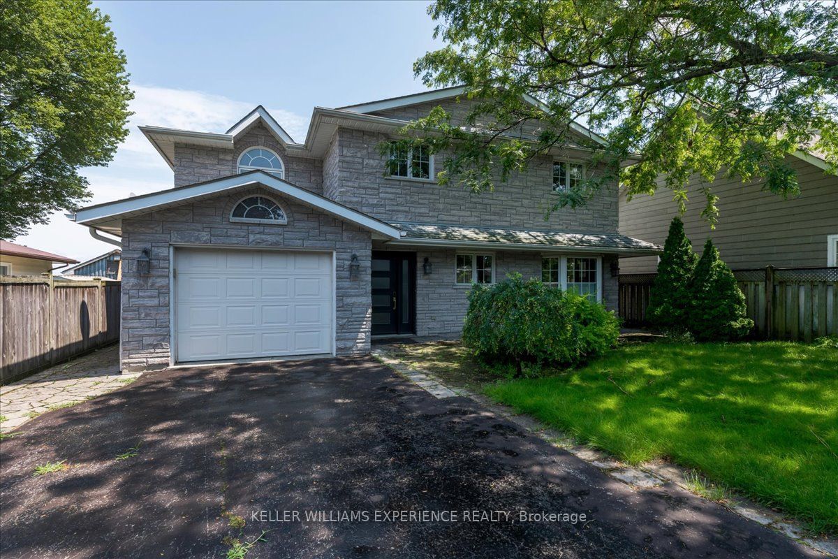 Building at 927 Barry Avenue, Innisfil, Rural Innisfil