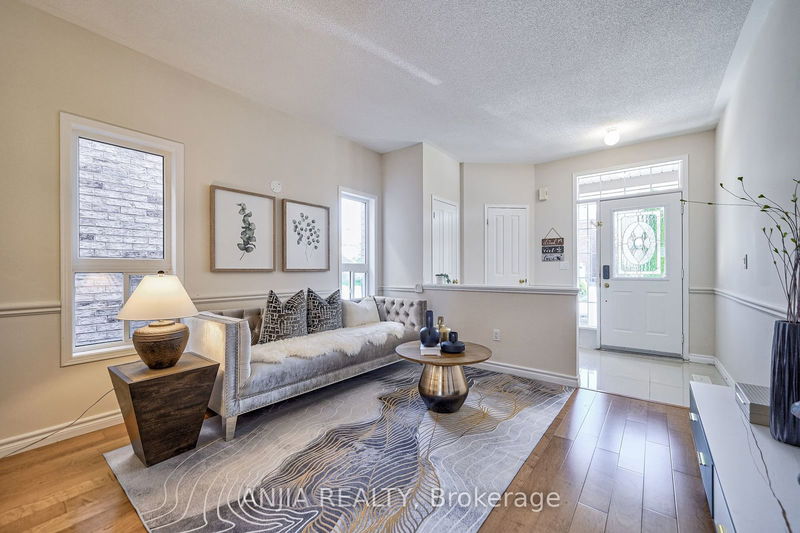 238 Madison Heights Blvd  Markham, L6C 2L4 | Image 8