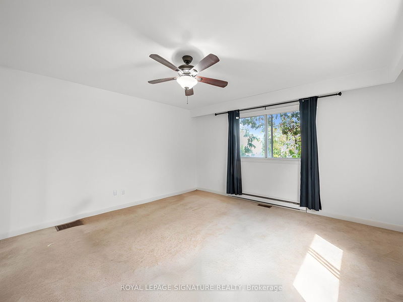 58A Oxford St  Richmond Hill, L4C 4L5 | Image 30