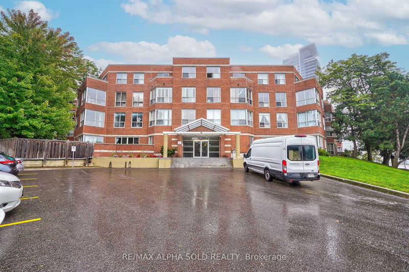  PH9 - 9 Chalmers Rd  Richmond Hill, L4B 3N3 | Image 1