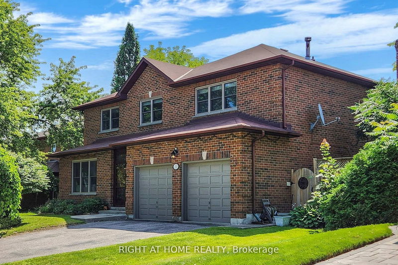 9 Trillium Dr, Aurora - Aurora Highlands image-0-0