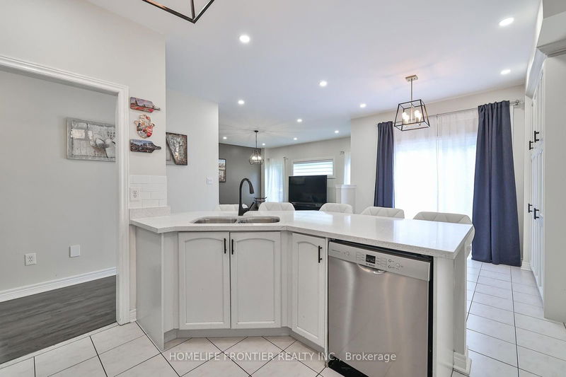 6 Raintree Cres  Richmond Hill, L4E 3T5 | Image 18