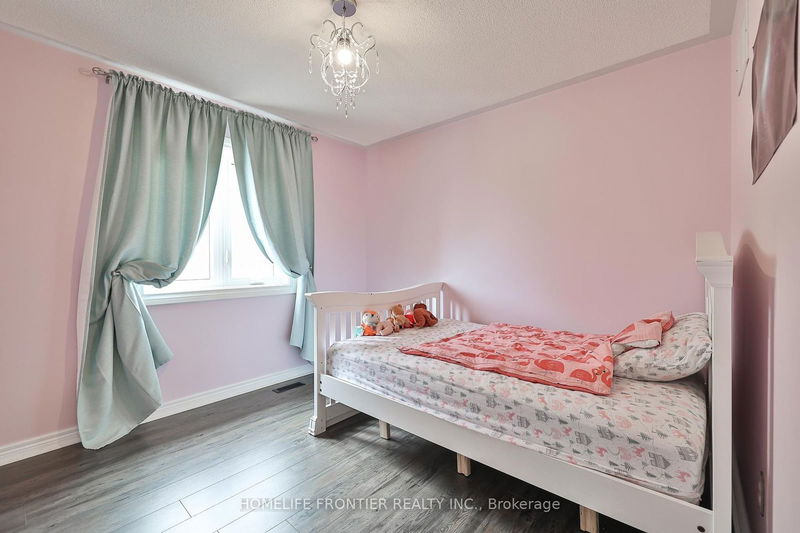 6 Raintree Cres  Richmond Hill, L4E 3T5 | Image 33