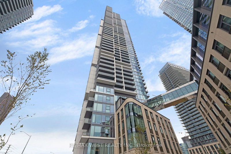 home for lease on 2203-7890 Jane Street
