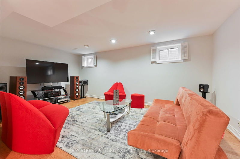 9 Ritter Cres  Markham, L3R 4K4 | Image 31