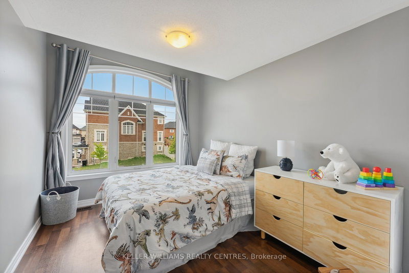 49 Selby Cres  Bradford West Gwillimbury, L3Z 0V3 | Image 25