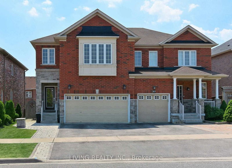 25 Aikenhead Ave  Richmond Hill, L4S 0A8 | Image 1