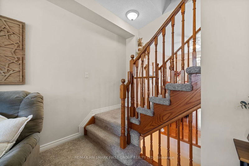 963 Lake Dr E Georgina, L0E 1L0 | Image 17