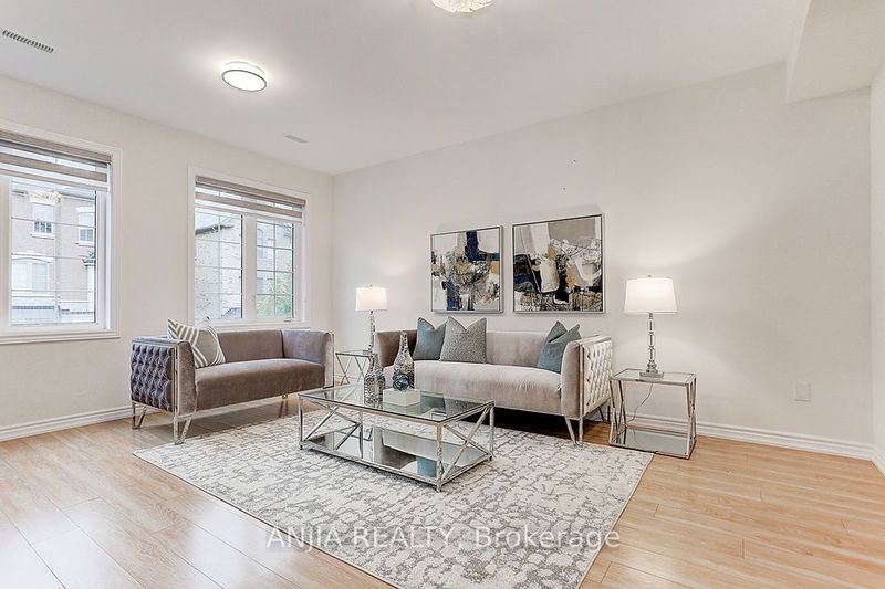 20 Robert Joffre Leet Ave  Markham, L6B 1P8 | Image 10