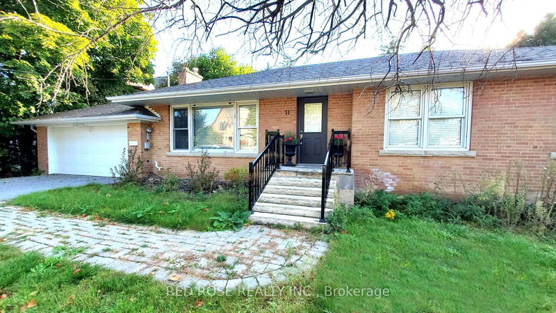 home for lease on Upper-11 Parkway Avenue