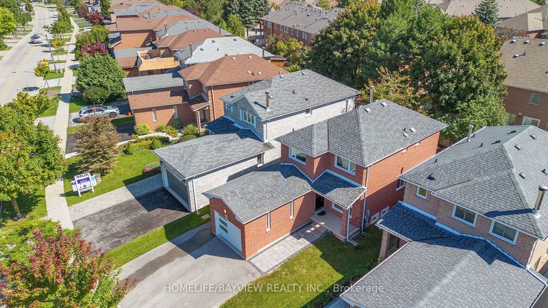 19 Mountbatten Rd  Vaughan, L4J 8A5 | Image 30